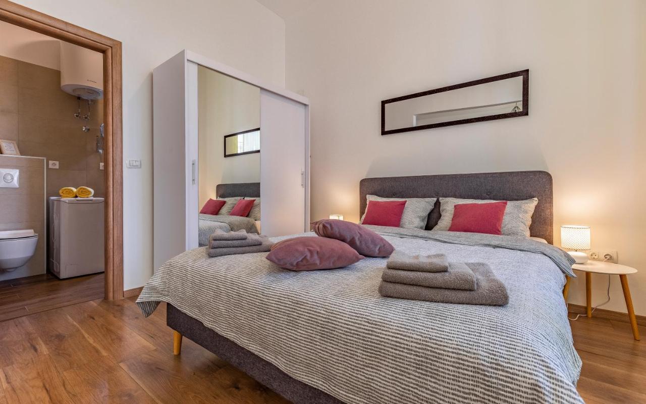 Apartment Dream Pula - City Centre Exterior photo